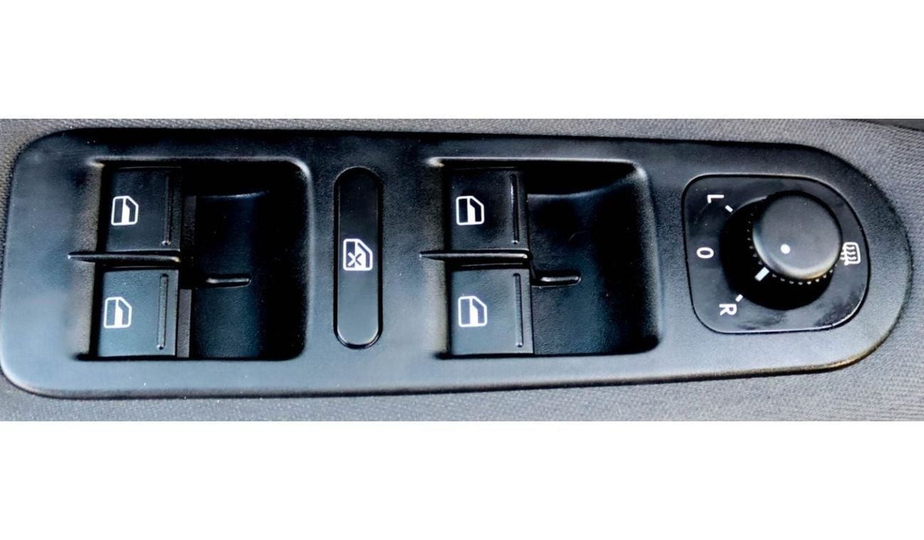 فولكس واجن أماروك Volkswagen Amarok 2015 American in excellent condition