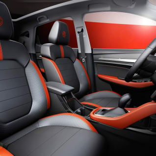 MG ZS interior - Front Seats