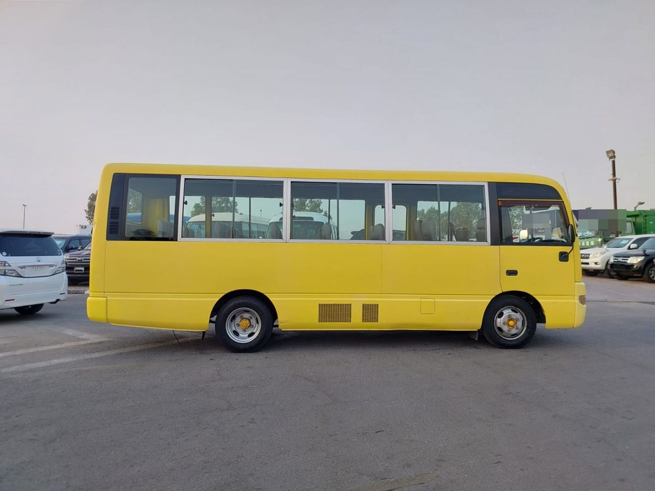 Nissan Civilian NISSAN CIVILIAN BUS RHD 2002 MODEL 4.2 L DIESEL AUTOMATIC(PM10521)