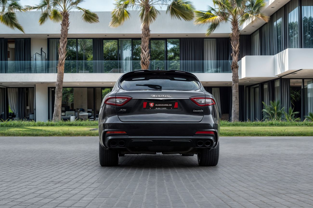 مازيراتي ليفونت GranSport S | 2,742 P.M | 0% Downpayment | One Owner!