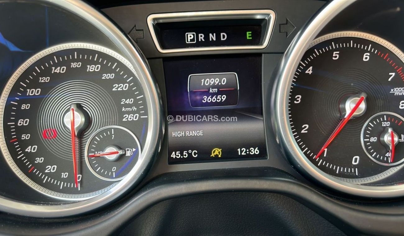 Mercedes-Benz G 500 4X4 MERCEDES G500 2016 GCC DRIVEN 36K ONLY WITH FULL AGENCY SERVICE IN BRAND NEW CONDITION