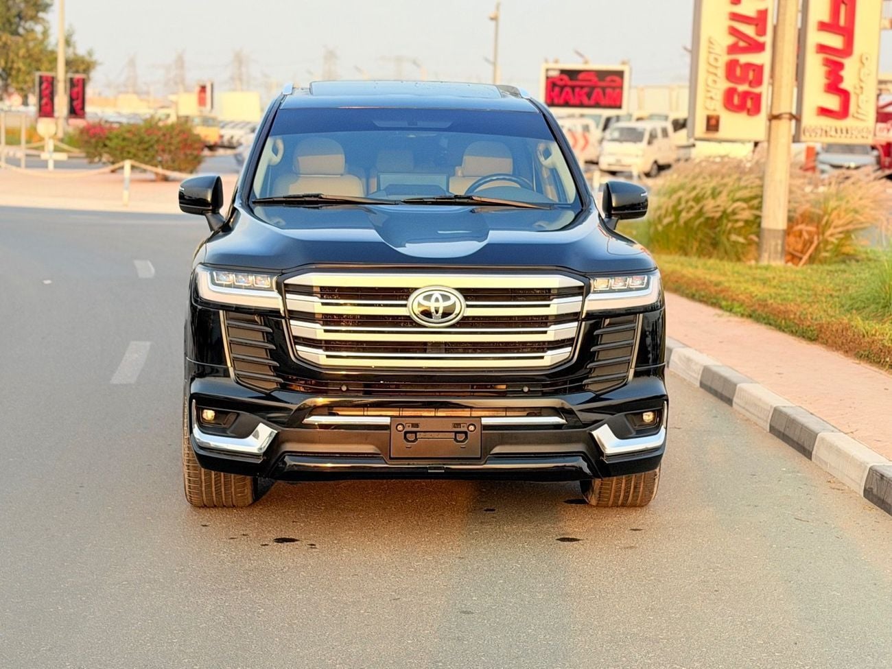 Toyota Land Cruiser Toyota landcuriser GXR V6 Years 2020 upgrade inside and outside 2025 full option 4.0 L petrol
