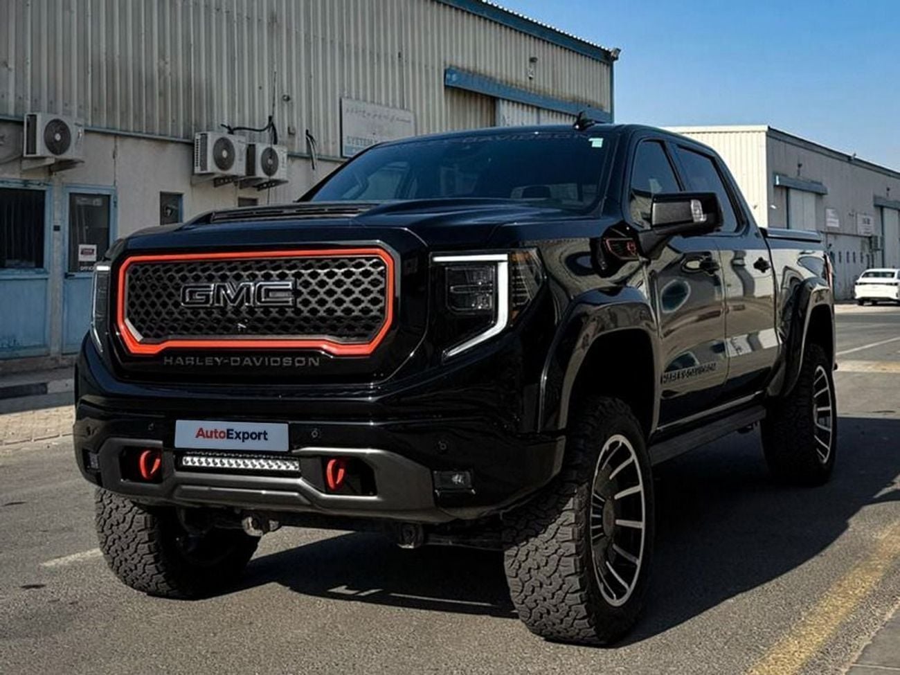 GMC Sierra Sierra 1500 Harley Davidson Edition 6.2L V8 in LEFT HAND DRIVE
