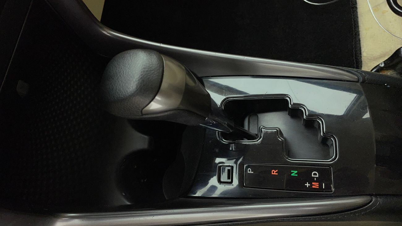 تويوتا يارس SE 1.5 | بدون دفعة مقدمة | اختبار قيادة مجاني للمنزل