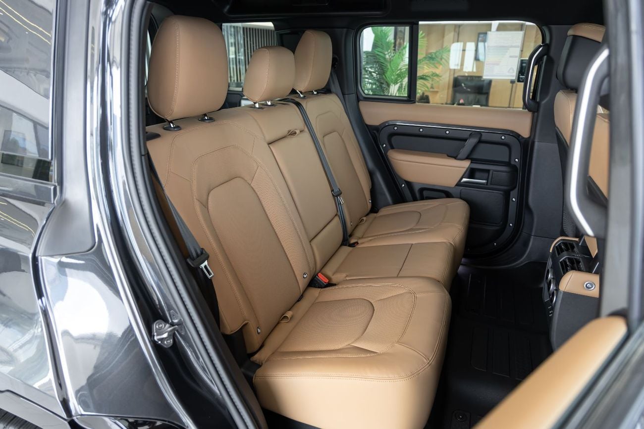 Land Rover Defender Land Rover Defender | 110 X-Dynamic HSE (P400) | GCC Specs | 2026 (Export)