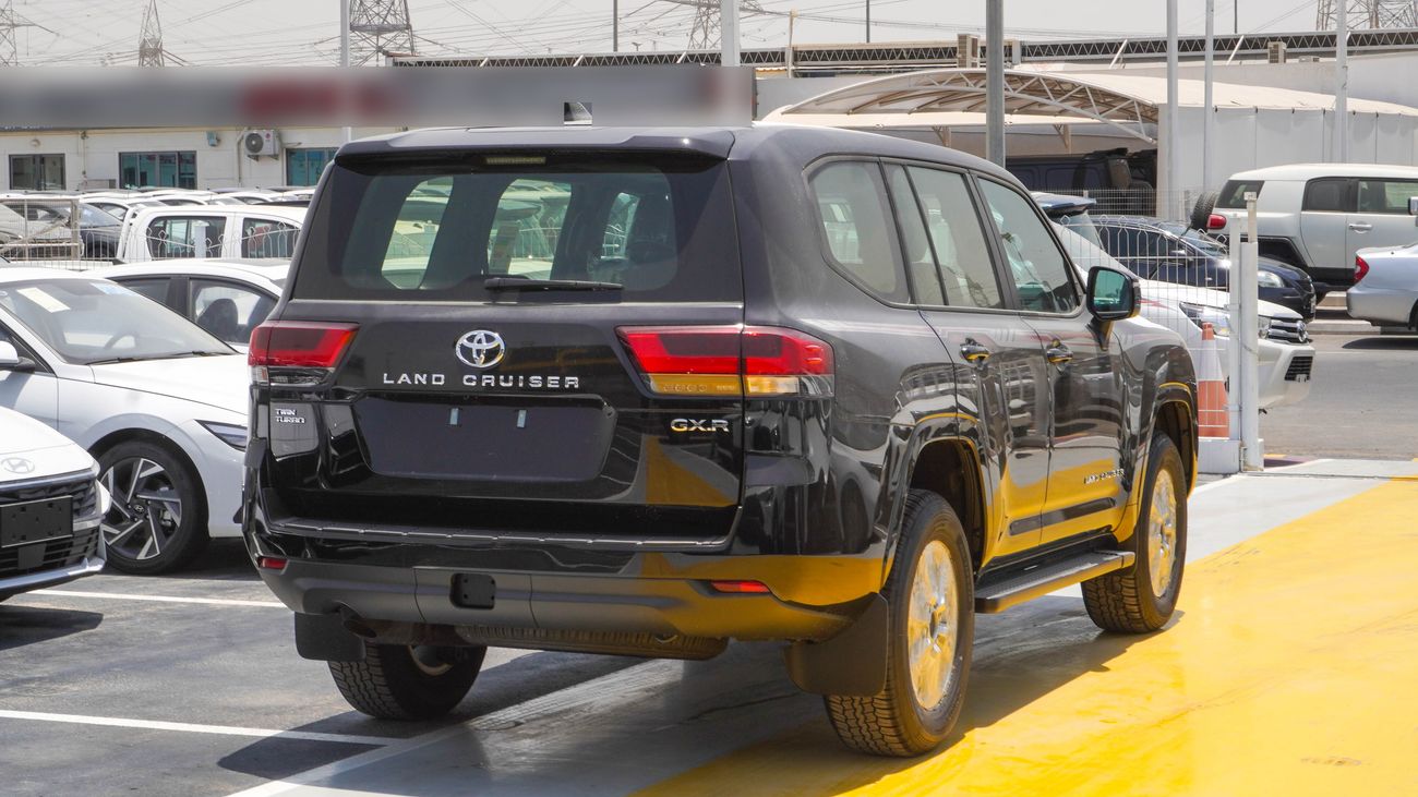 تويوتا لاند كروزر GXR Twin Turbo 3.5 L V6