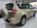 Toyota RAV4 Top