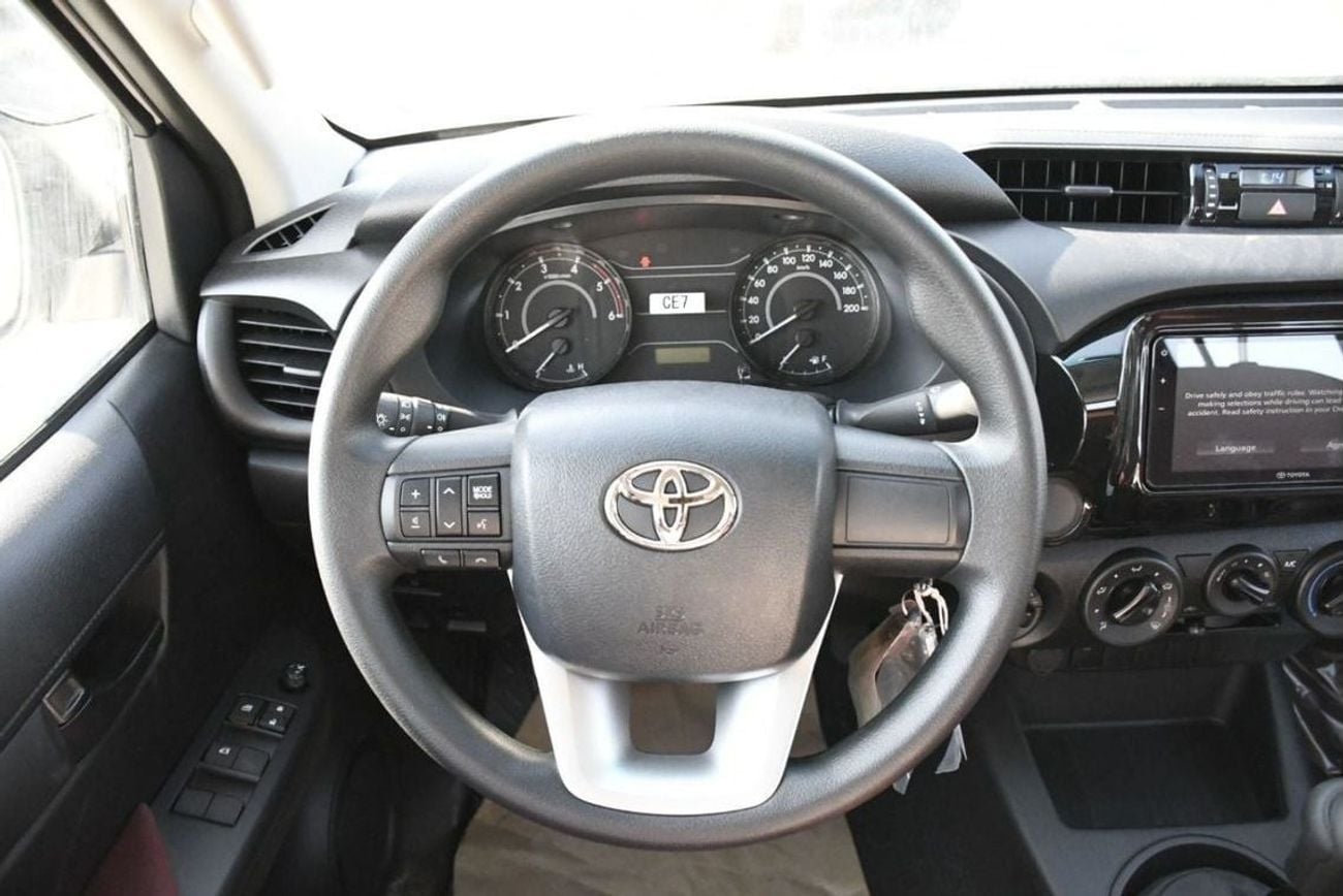 تويوتا هيلوكس SGLX TOYOTA HILUX 2.4 DSL 4x4 DC MANUAL TRANSMISSION