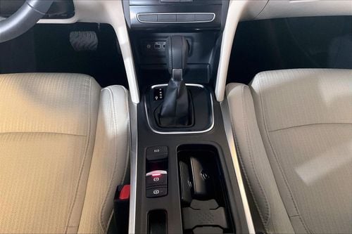 رينو ميجان SE | شامل الضمان | 0 ﺪﻔﻋﺓ ﺃﻮﻟﻯ