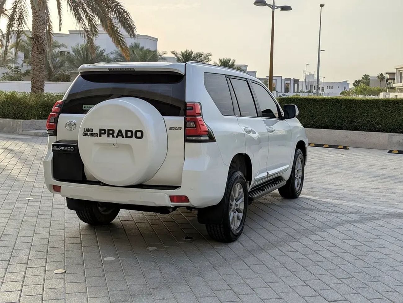 Toyota Prado EXR V6 4.0L GCC Specs | Excellent Condition | Powerful 4WD SUV