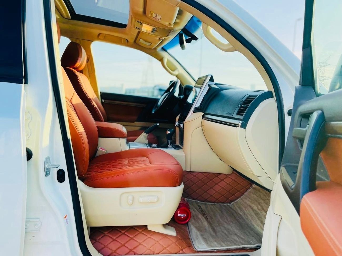 تويوتا لاند كروزر Toyota landcuriser GXR V8 2017 Full option