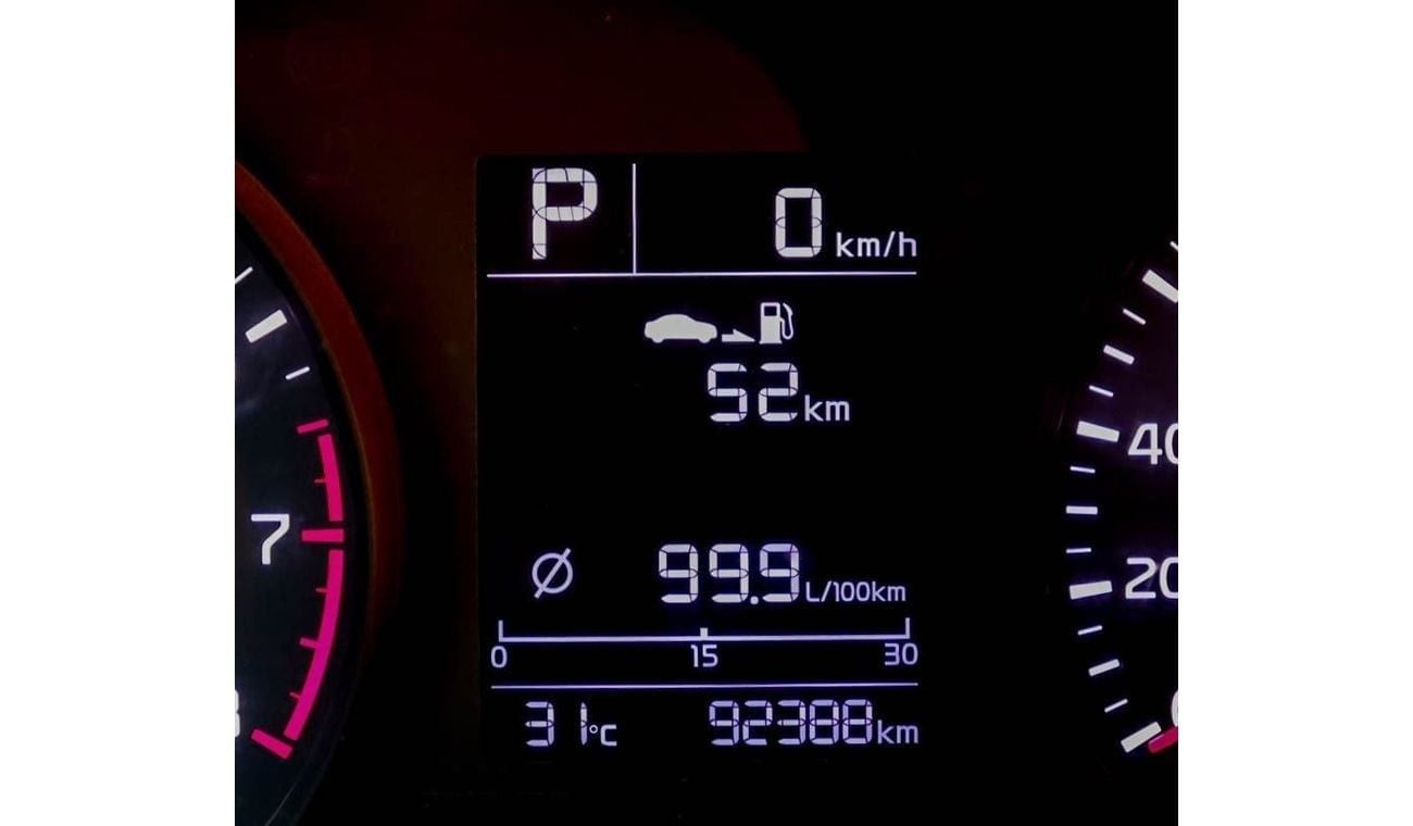 كيا ريو LX 1.6L Hatchback Kia Rio 1.6L 2019 GCC accident free in excellent condition 513 P.M