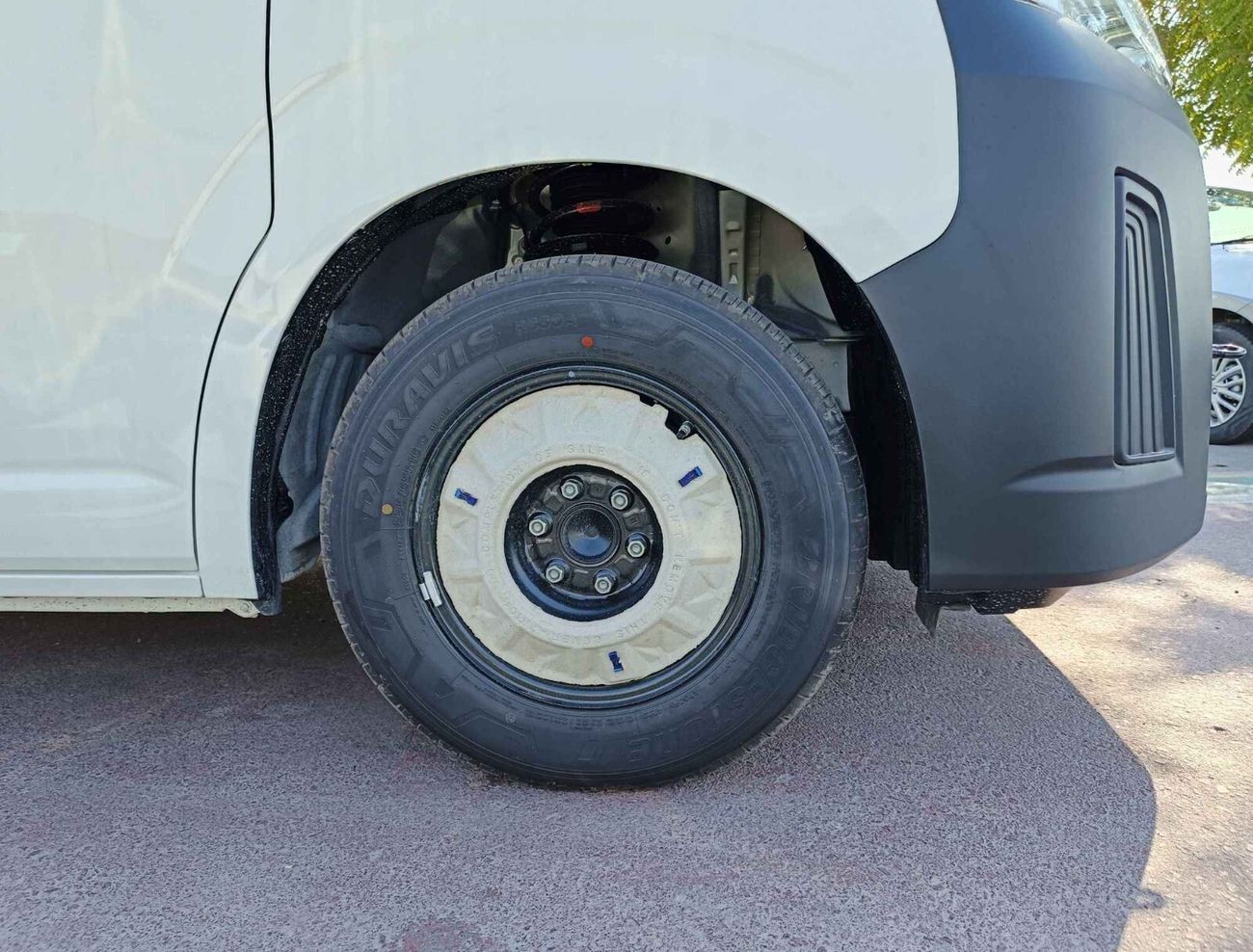 Toyota Hiace DX / 3.5L V6 PETROL / M/T / 13 SEATER / NEW SHAPE (CODE # HIGHROOFDX)