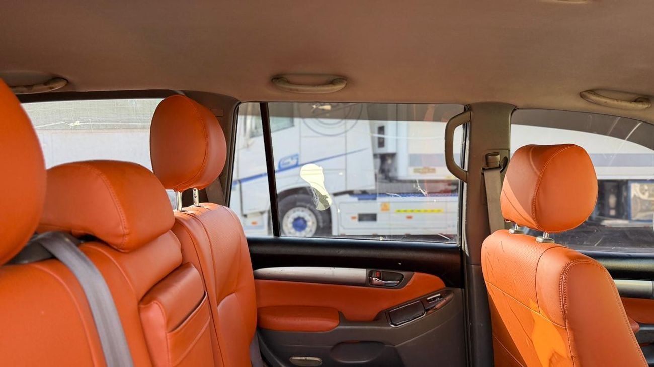 Toyota Prado 4.0 PETROL ENGINE | MANUAL TRANSMISSION | ROOF RACK - FRONT BUMPER WITH LED LIGHTS | RHD