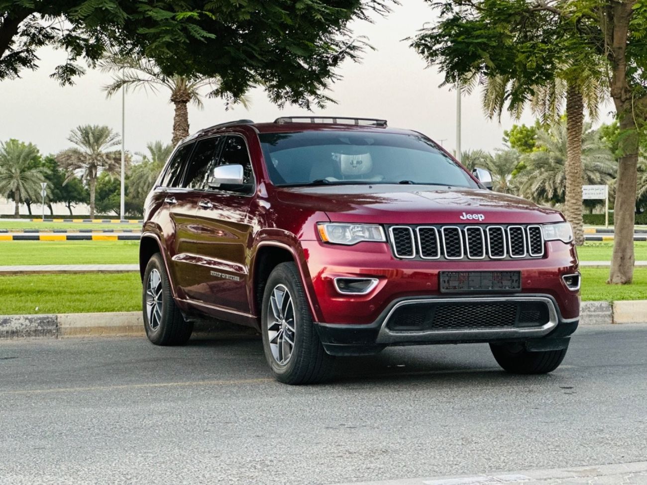 جيب جراند شيروكي JEEP GRAND CHEROKEE LIMITED V6 MODEL 2018