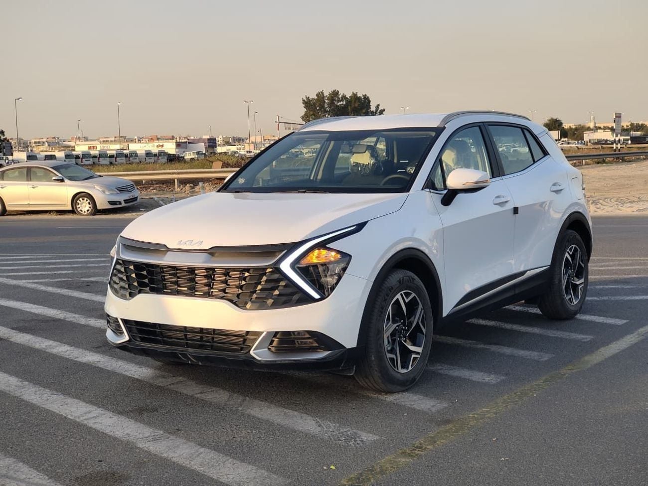 كيا سبورتيج KIA - SPORTAGE 2.0 RVC(4WD)