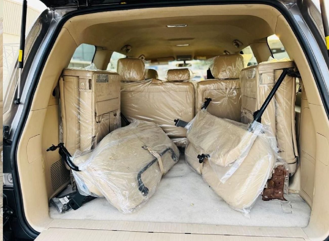 Toyota Land Cruiser 2018 Model Facelift To 2025 Shape Exterior and Interior Both