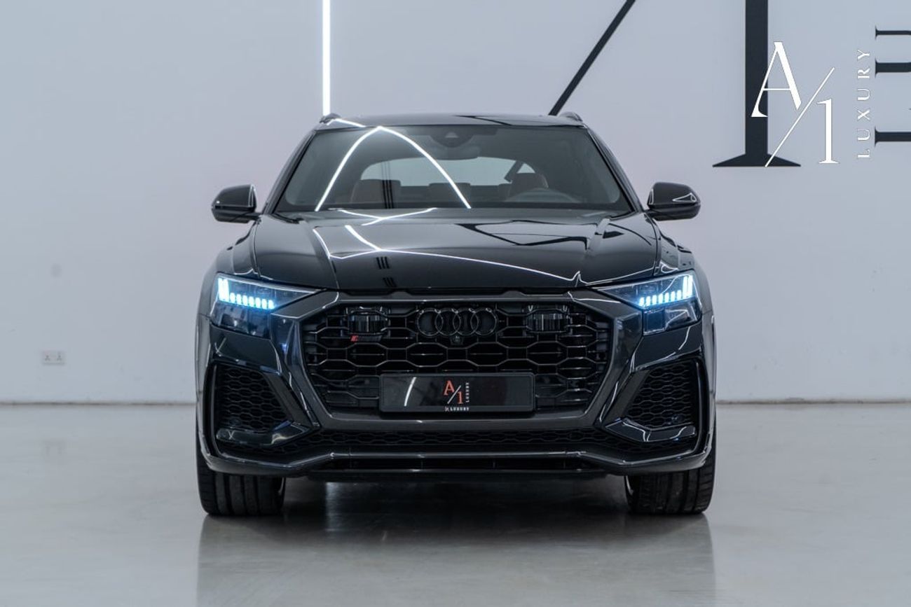 أودي RSQ8 2022 Audi RSQ8 Quattro, Carbon Fibre Package, Excellent Condition, Fully loaded, GCC Spec