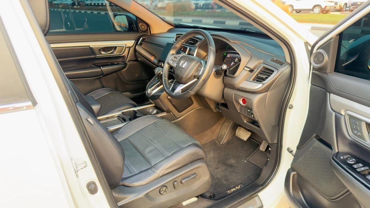 Honda CRV 2020 | RHD | 1.5L PETROL ENGINE | PANORAMIC SUNROOF | 7 SEATERS | AUTOMATIC TRANSMISSION | PARKING S