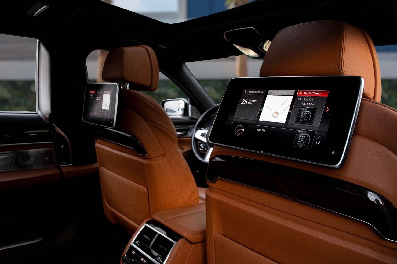 BMW 750Li xDrive M Sport Executive 4.4L | 2,546 P.M  | 0% Downpayment | Impeccable Condition!