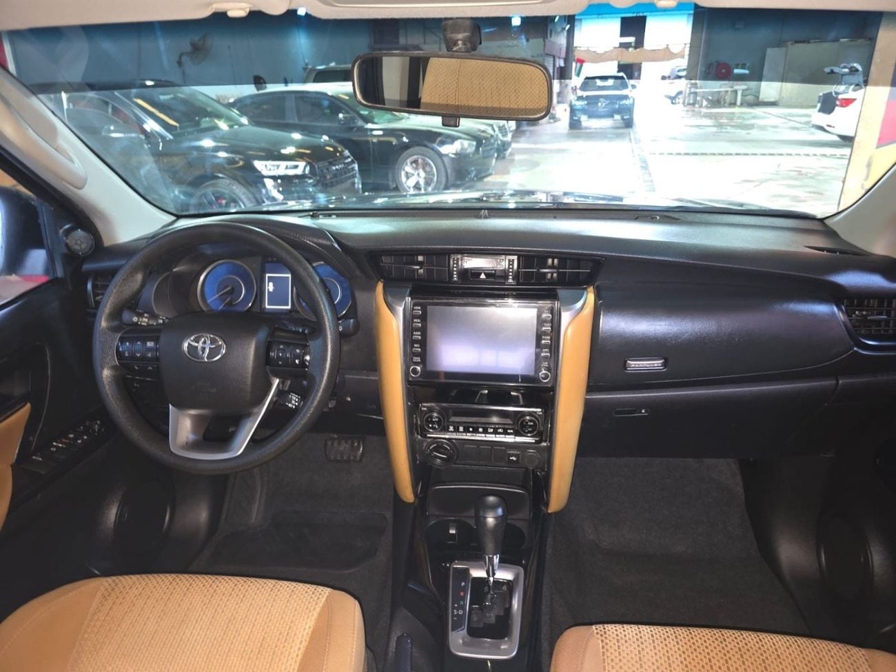 Toyota Fortuner EXR 2.7L (160 HP)