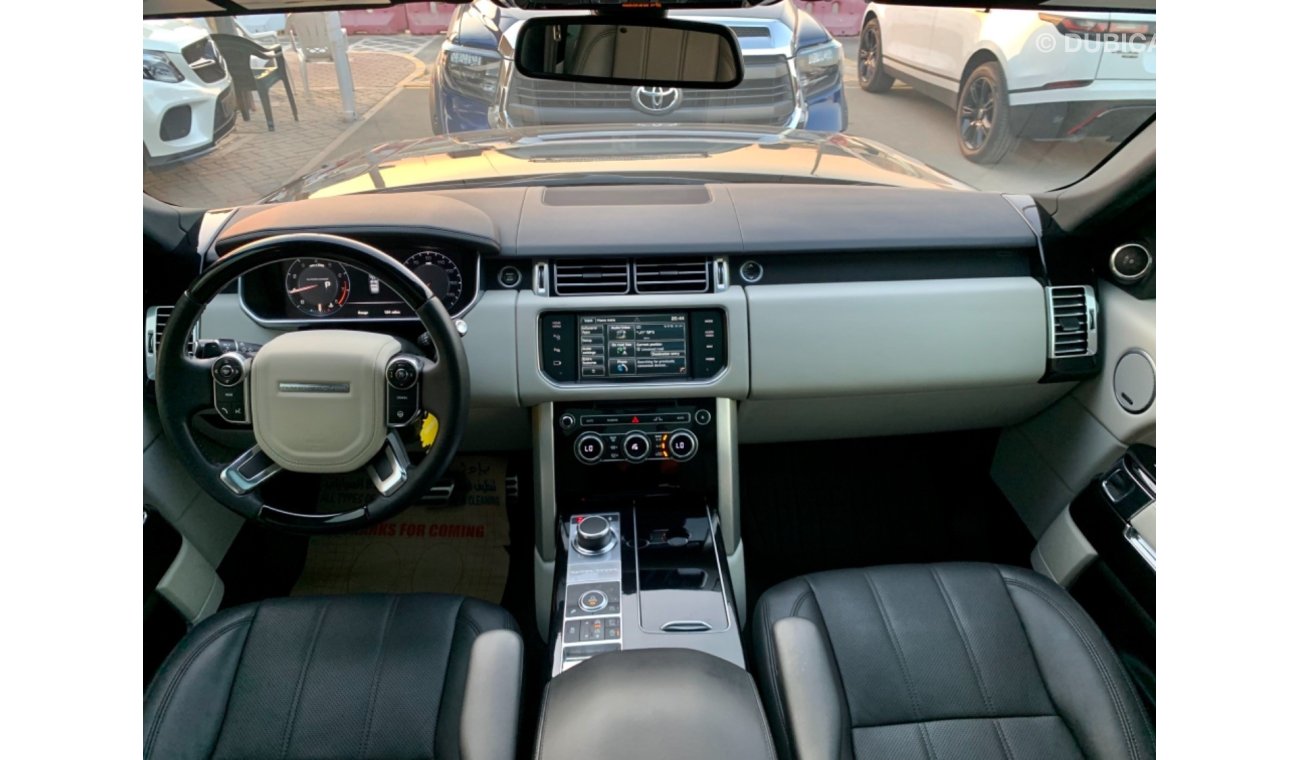 Land Rover Range Rover Vogue Supercharged 2015 Range Rover Vogue Supercharged Kit 2020-2021    Specifications: Full option, panoramic sunroof,