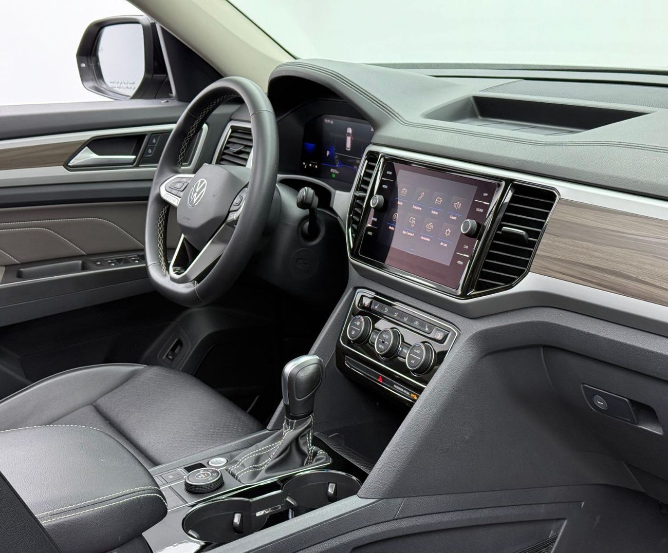 فولكس واجن تيرامونت Comfortline 3.6L 2022 Volkswagen Teramont Comfortline, 2027 VW Warranty, Full VW Service History, 7