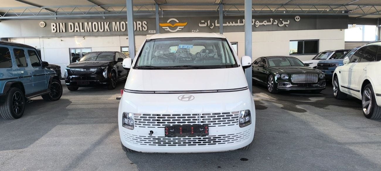 هيونداي ستاريا STARIA 2.2L DIESEL 11 SEATER PRESTIGE