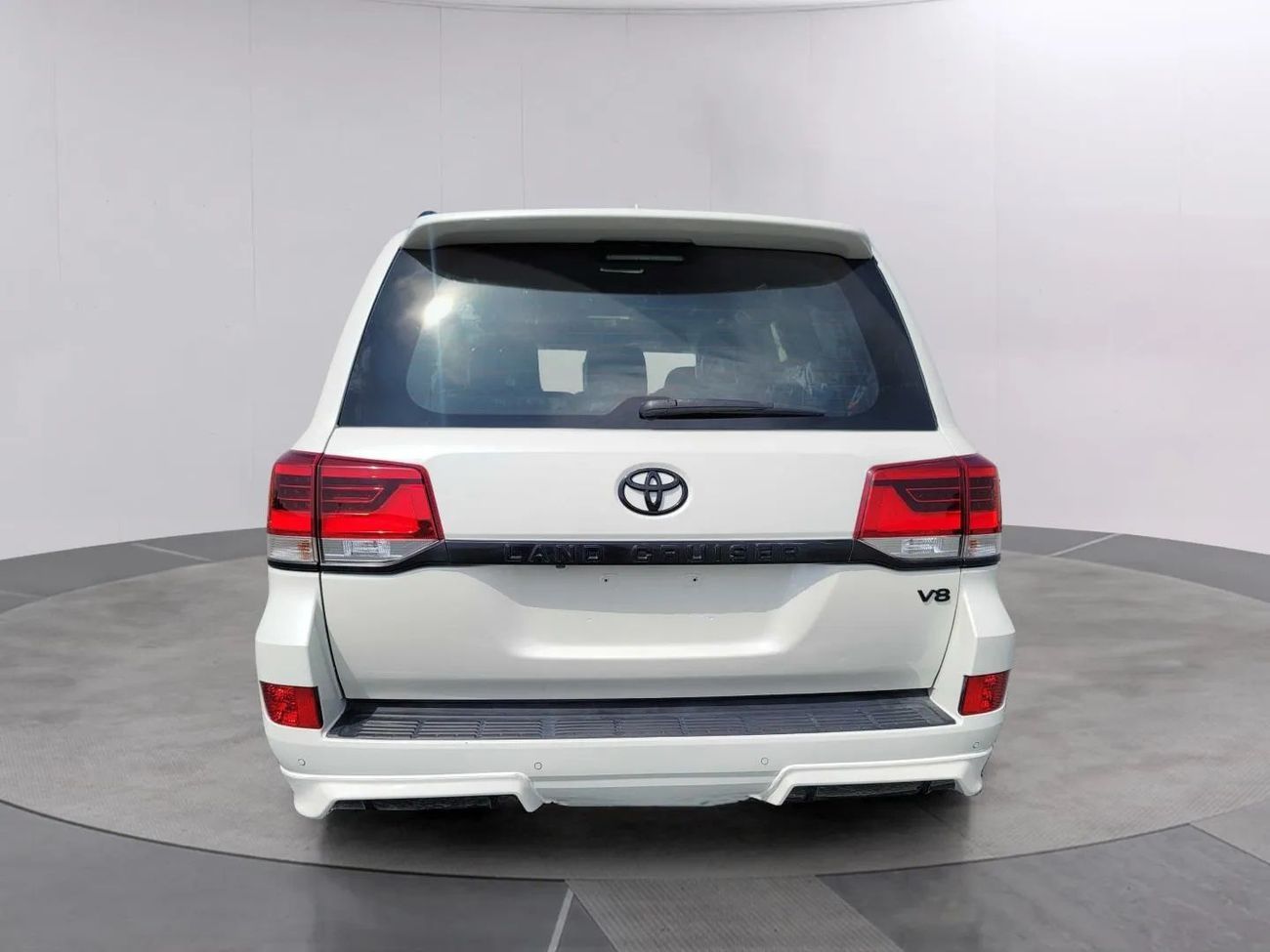 تويوتا لاند كروزر Diesel 4.5L V8 Right Hand Drive (Export Only)