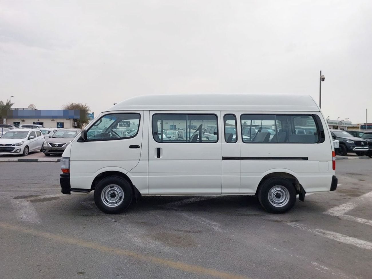 تويوتا هاياس TOYOTA HIACE VAN RHD 2000 MODEL 2.4 L PETROL MANUAL(PM02940)