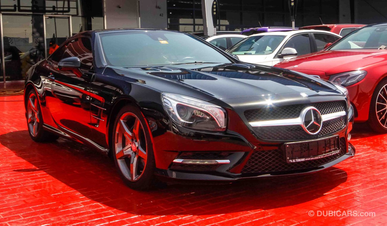 Mercedes-Benz SL 400 With SL500 Badge