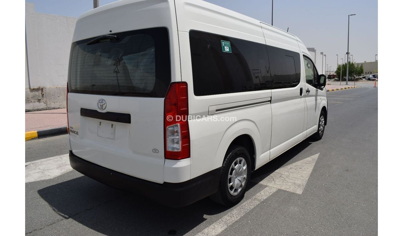 Toyota Hiace GLS - High Roof Toyota Hiace Highroof Bus 13 seater 3.5L, model:2020. Only done 83000 km