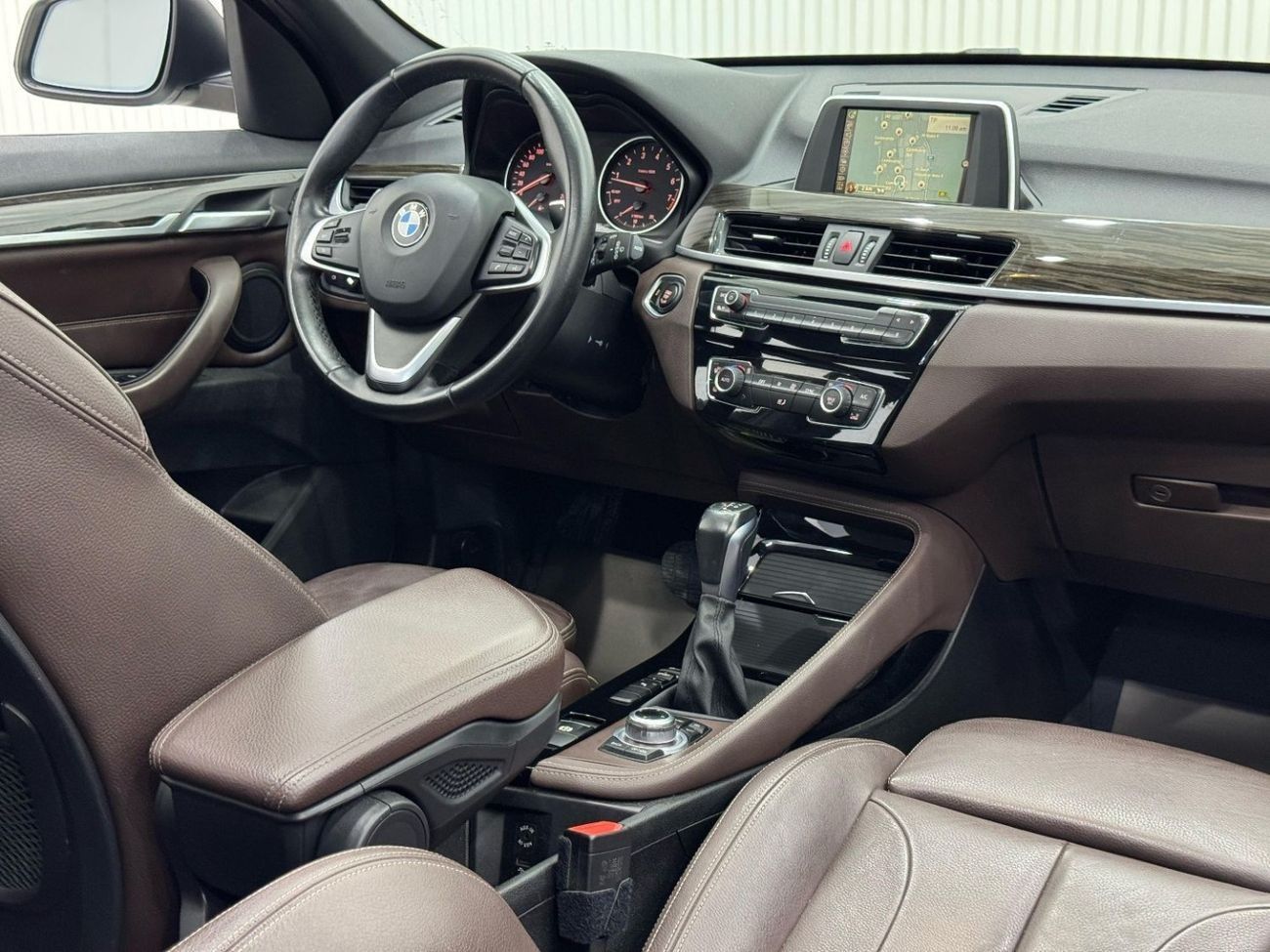 BMW X1 sDrive 20i 2.0L 2016 BMW X1 sDrive20i, Full Service History, Excellent Condition, GCC