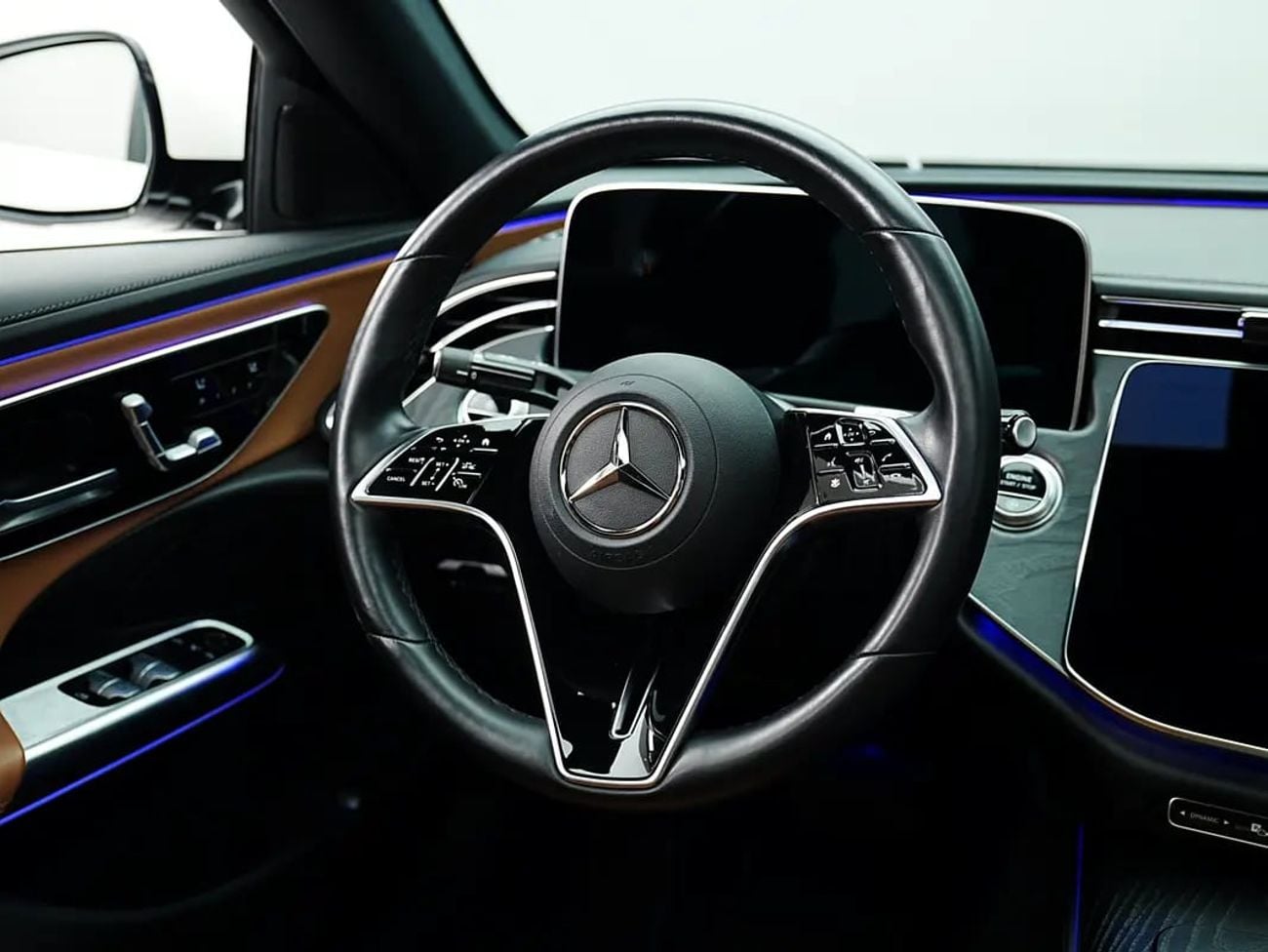 Mercedes Benz E200 STANDARD E 200 | | LOW MILEAGE