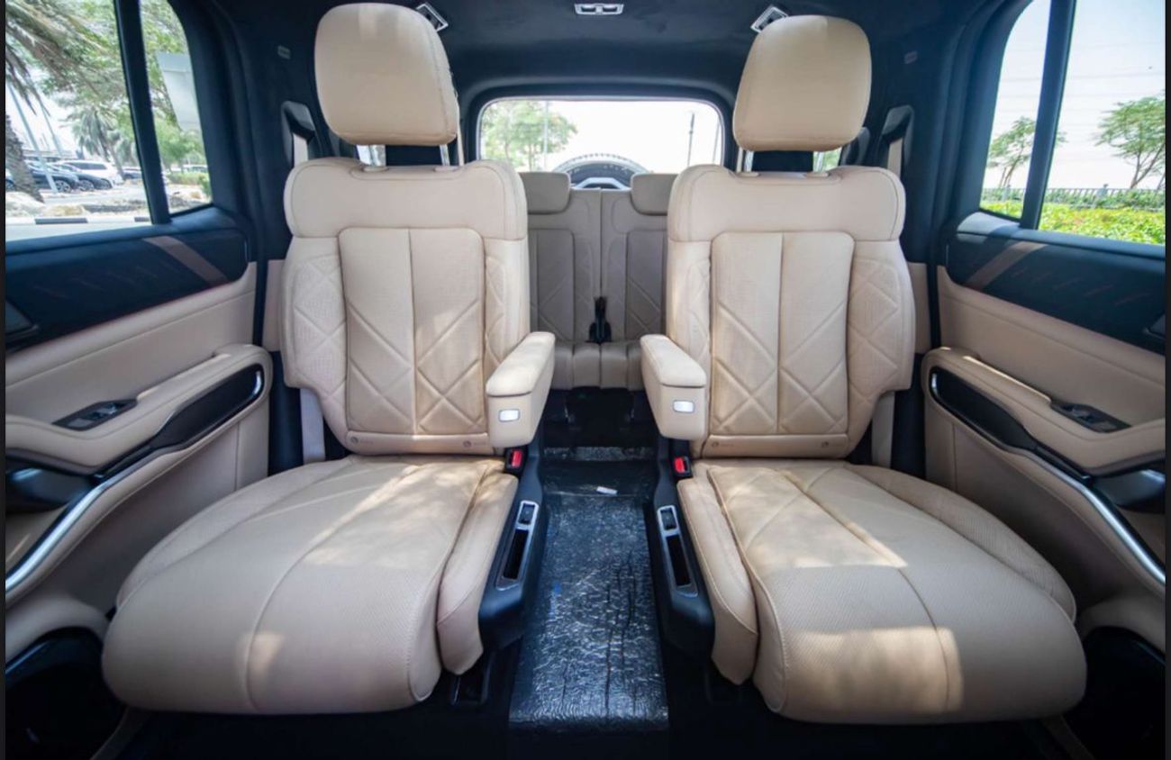 بي واي دي ليوبارد 8 Smart and Brave Flagship Edition (6 Seats)