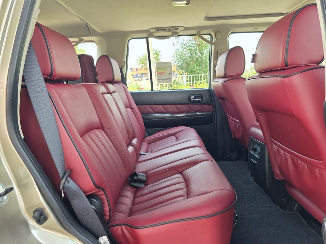 Nissan Patrol SUPER SAFARI 2023 GCC WITH AGENCY WARRANTY & SERVICE CONTRACT IN MINT CONDITION