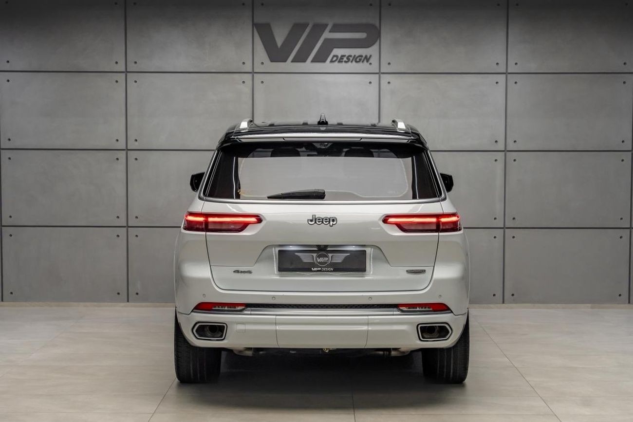 Jeep Grand Cherokee Summit Reserve 5.7L