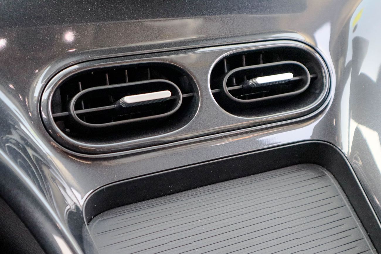 BYD e2 BYD E2 luxury 2025 model electric