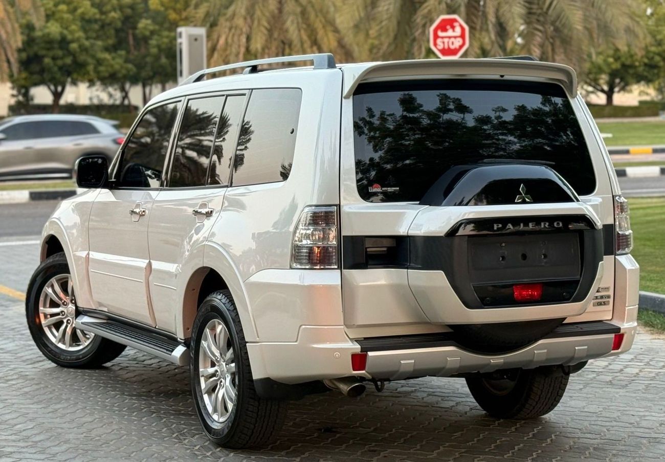 ميتسوبيشي باجيرو GLS Highline 3.8L (243 HP)