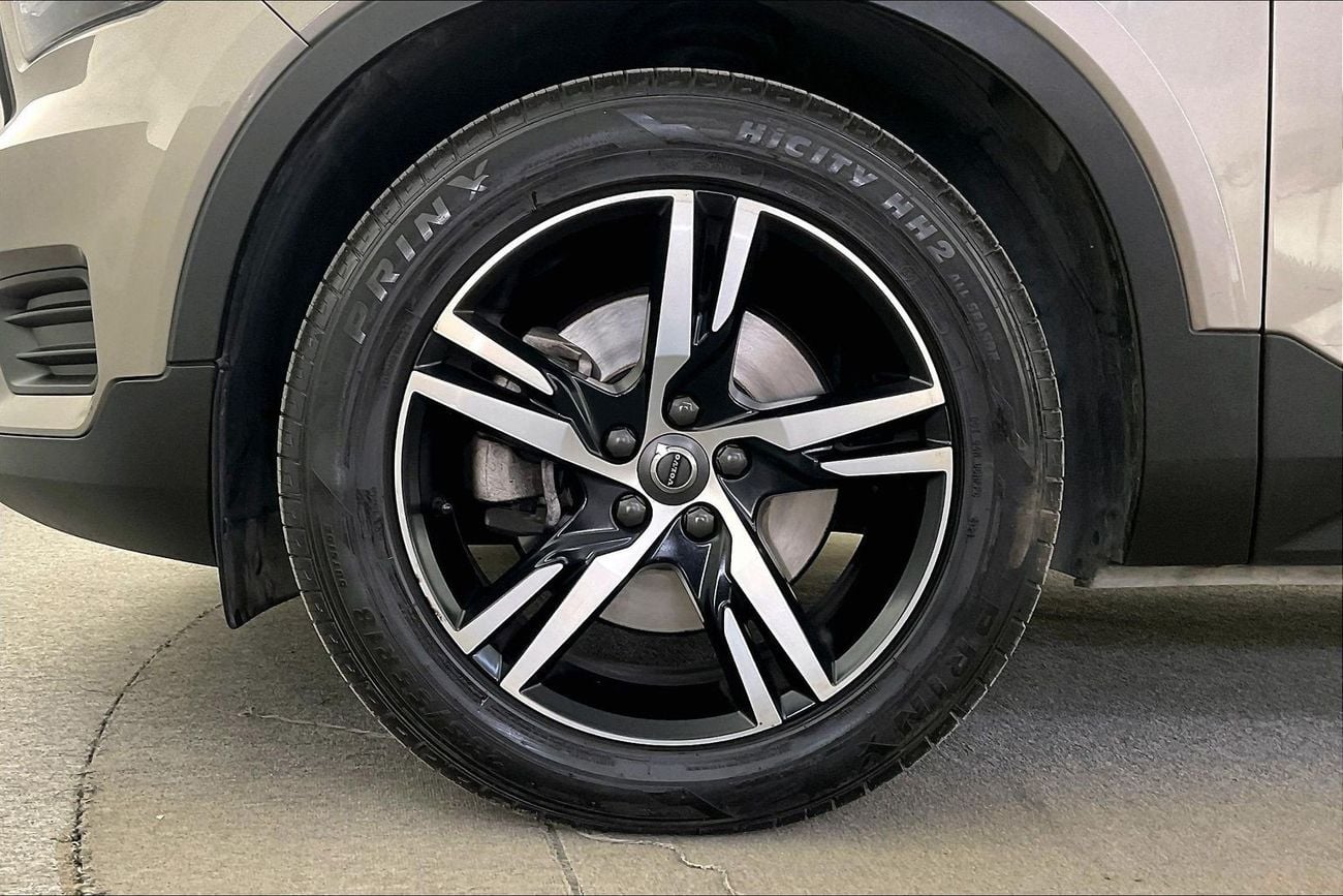 Volvo XC40 2.0 T4 190 FWD R-DESIGN AUTO | Guaranteed Warranty | 0 Down Payment