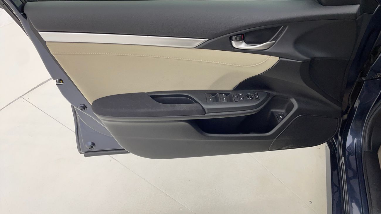 هوندا سيفيك DX 1.6 | بدون دفعة مقدمة | اختبار القيادة في المنزل