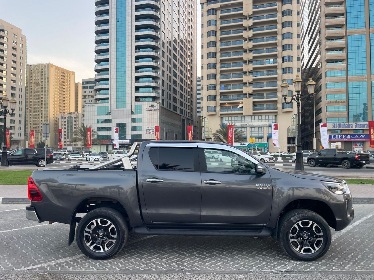 تويوتا هيلوكس Toyota Hilux SR5 full option export from Australia