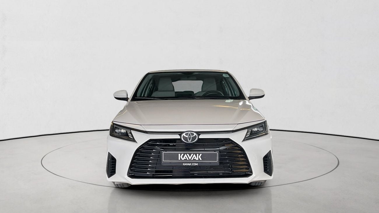 تويوتا يارس 1.5 VVT-I E CVT | شامل الضمان | 0 ﺪﻔﻋﺓ ﺃﻮﻟﻯ