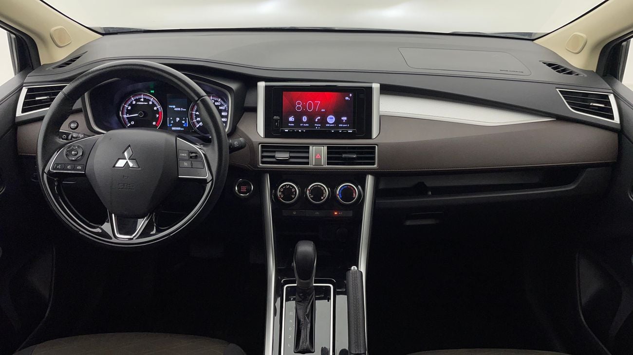 ميتسوبيشي إكسباندر كروس PREMIUM 1.5 | بدون دفعة مقدمة | اختبار القيادة في المنزل