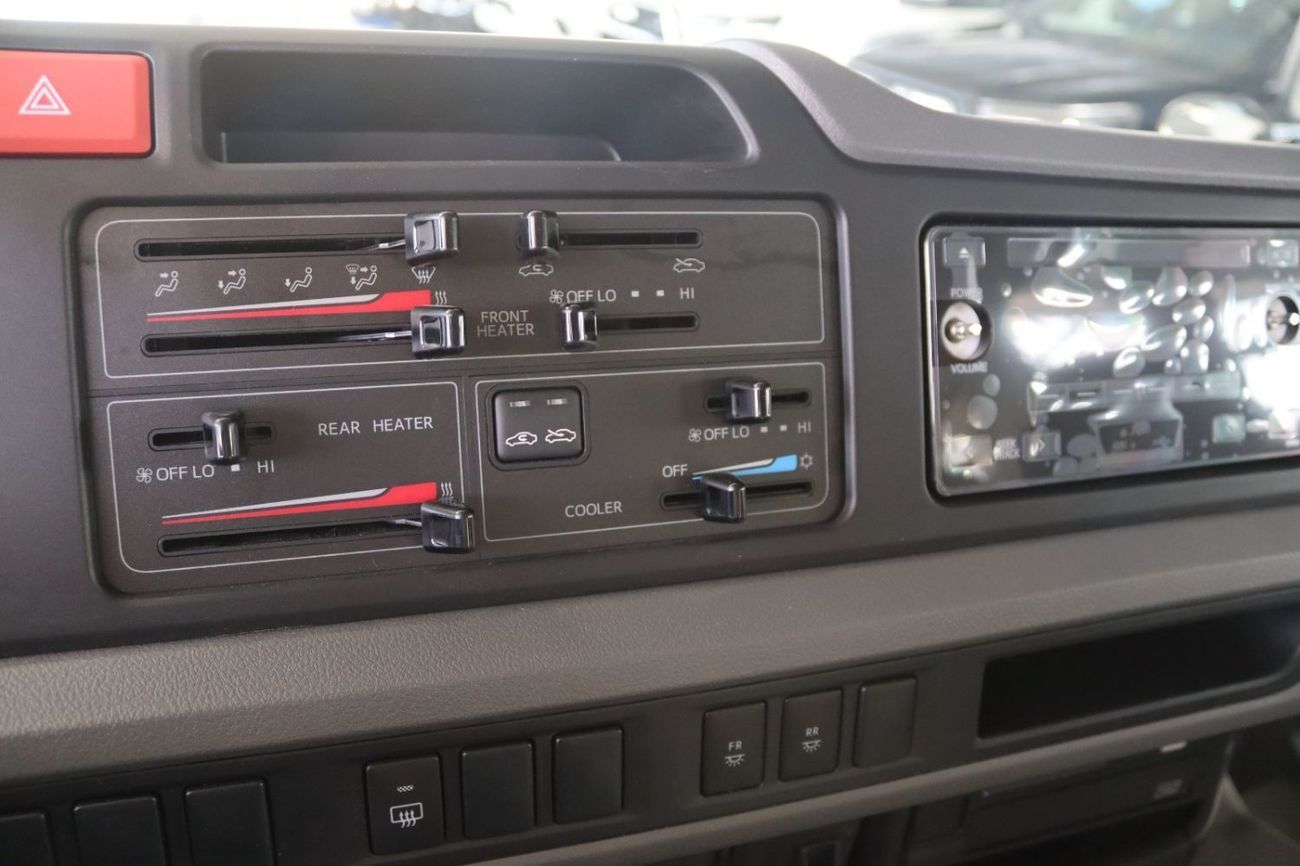 Toyota Coaster 2.7 COASTER **EXPORT ONLY**التصدير فقط خارج الخليج***