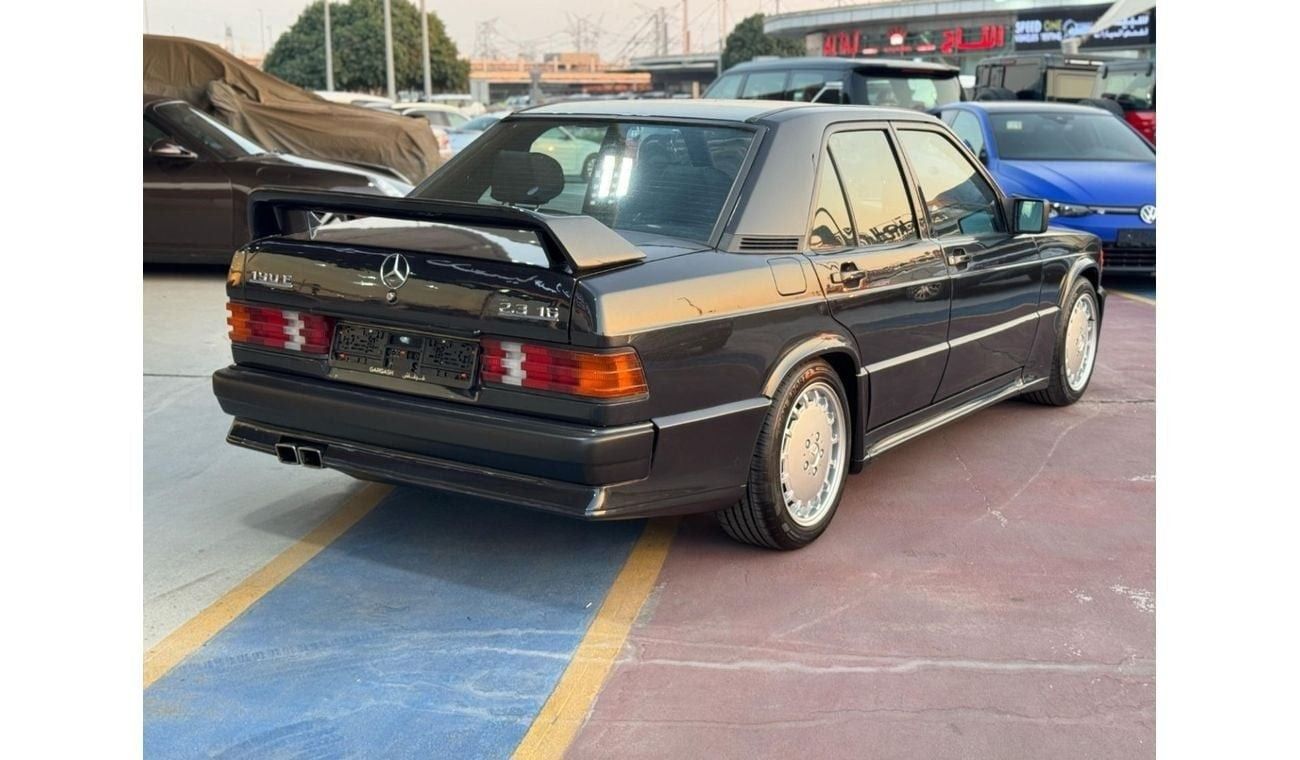 مرسيدس بنز 190 **1986**MERCEDES 190 E