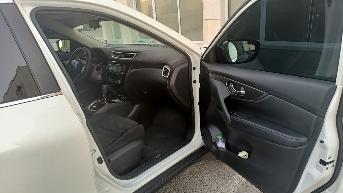 نيسان روج SV AWD