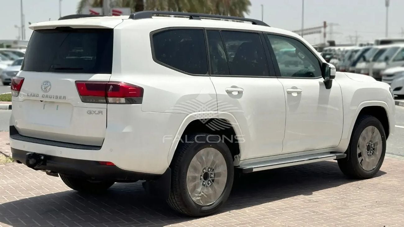 تويوتا لاند كروزر Toyota LC300 4.0L GXR