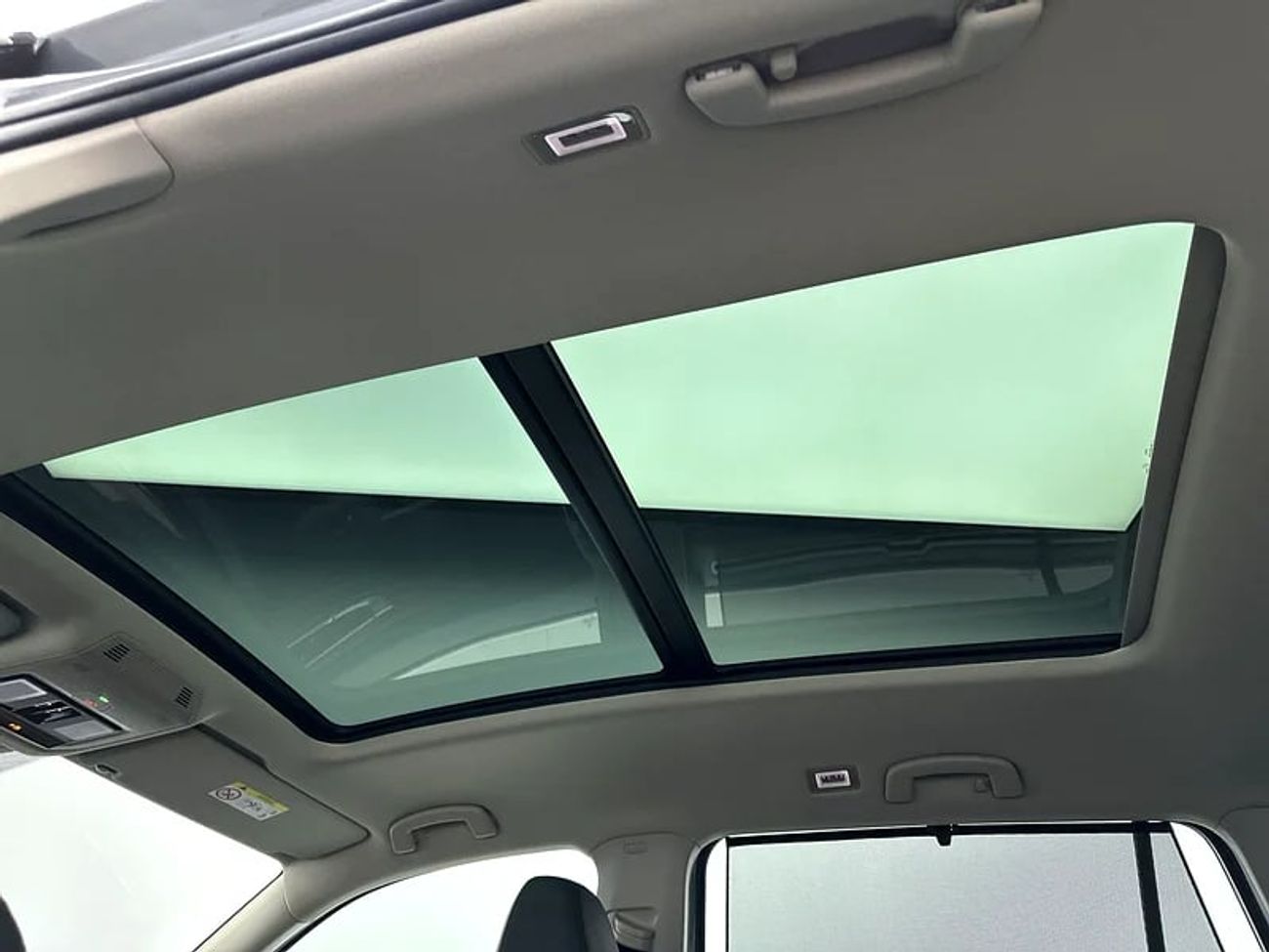 Volkswagen Teramont R-line (REF#28160)