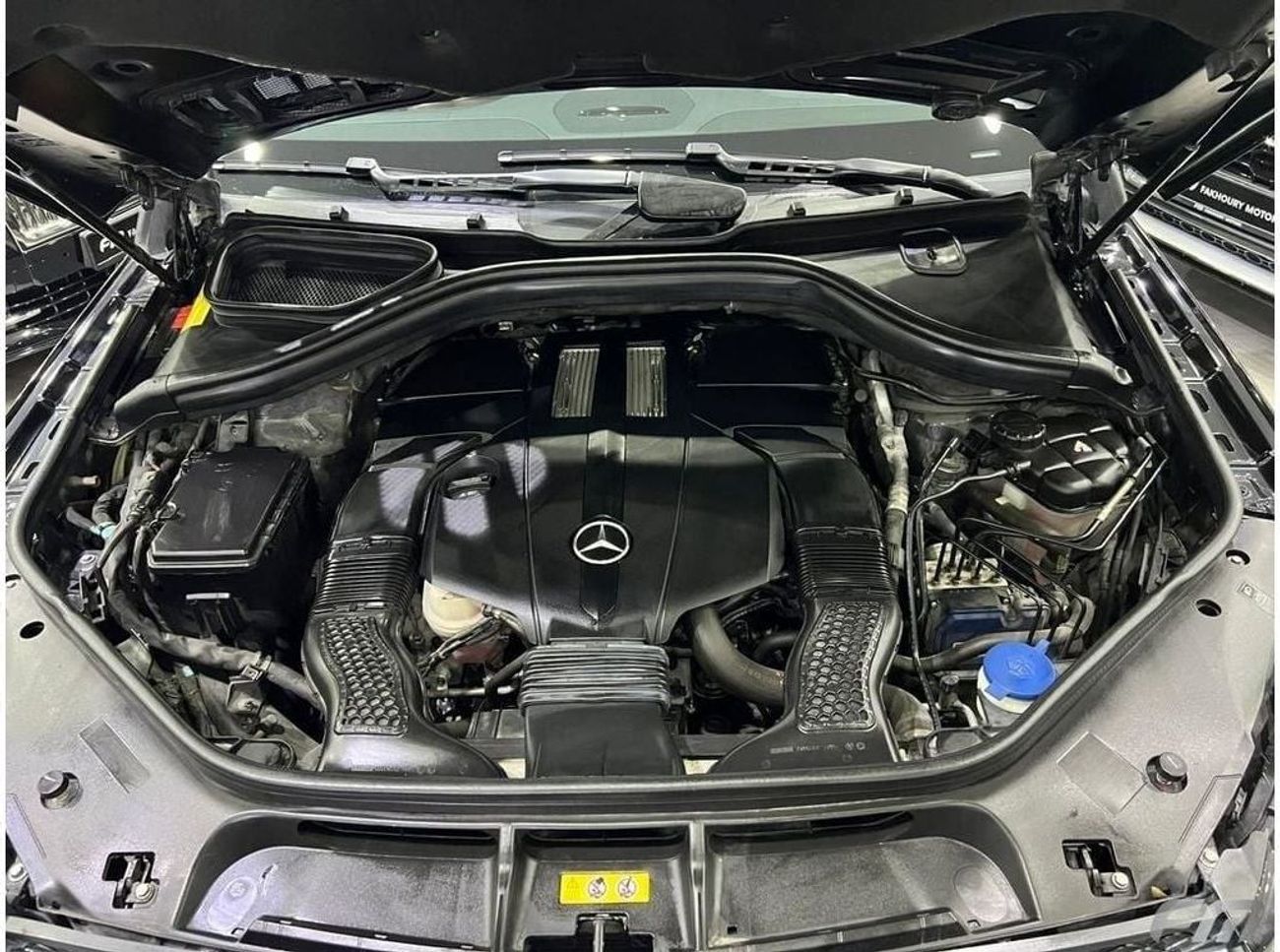 مرسيدس بنز GLS 400 MERCEDES-BENZ GLS 400 - GCC - IN IT'S REALLY GOOD CONDITION!!!